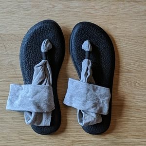 🏵️SALE🏵️NWOT Women's Sanuk Sandals
